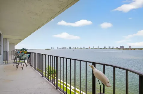 801 Lake Shore Drive Lake Park FL 33403
