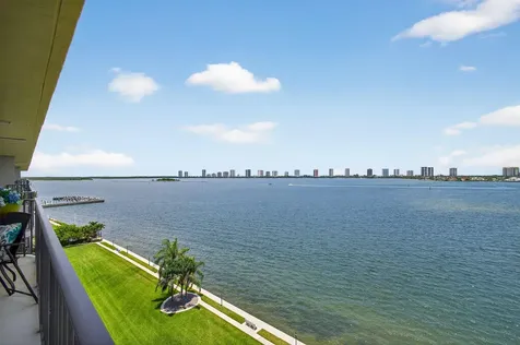 801 Lake Shore Drive Lake Park FL 33403