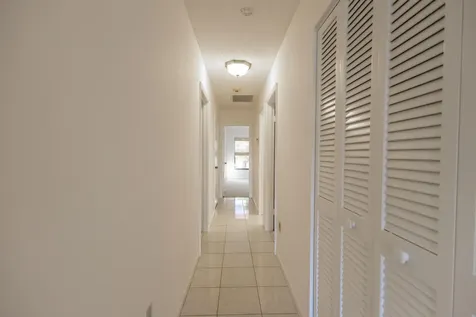 2835 Sw 6th Street Delray Beach FL 33445