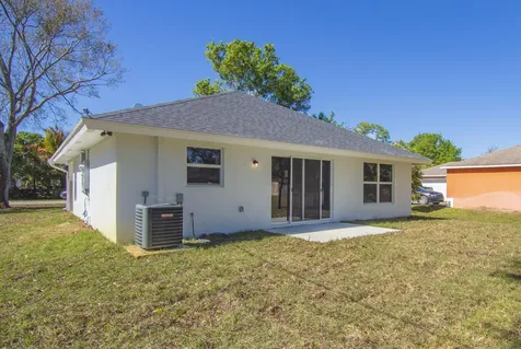 4556 49th Avenue Vero Beach FL 32967