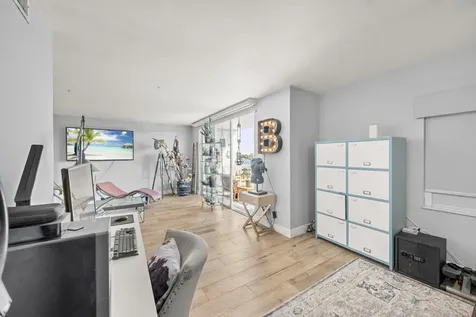 231 E Lantana Road Lantana FL 33462