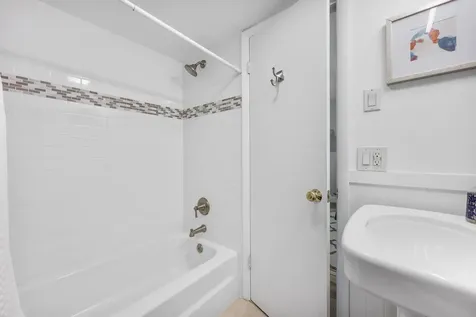 231 E Lantana Road Lantana FL 33462