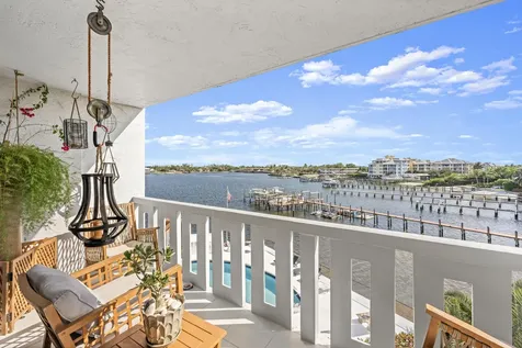 231 E Lantana Road Lantana FL 33462