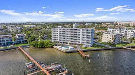 231 E Lantana Road Lantana FL 33462