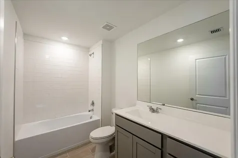 6331 Nw Windwood Way Port Saint Lucie FL 34987