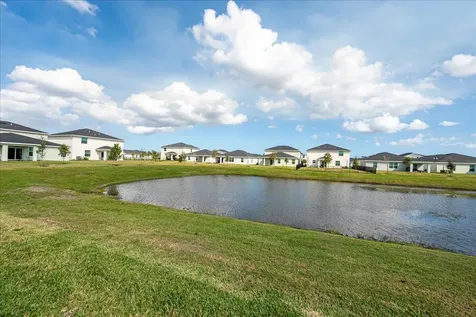 6331 Nw Windwood Way Port Saint Lucie FL 34987
