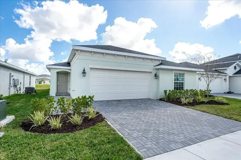 6331 Nw Windwood Way Port Saint Lucie FL 34987