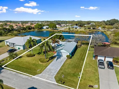 212 Deerwood Lane Fort Pierce FL 34947