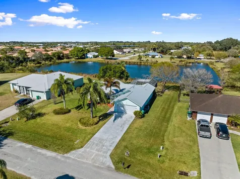 212 Deerwood Lane Fort Pierce FL 34947