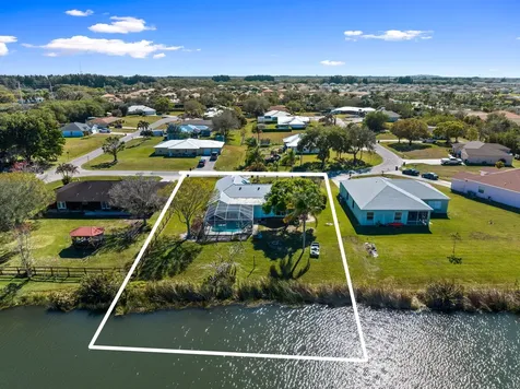 212 Deerwood Lane Fort Pierce FL 34947