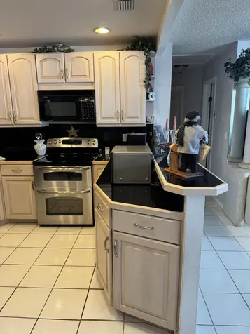647 Snug Harbor Drive Boynton Beach FL 33435
