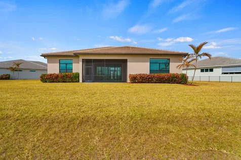 9229 Sw Arco Way Port Saint Lucie FL 34987