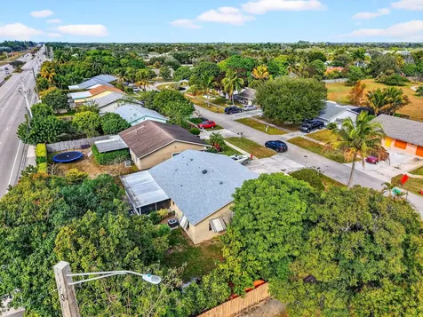 4875 Poseidon Place Lake Worth FL 33463