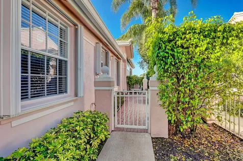 60 Green Point Circle Palm Beach Gardens FL 33418