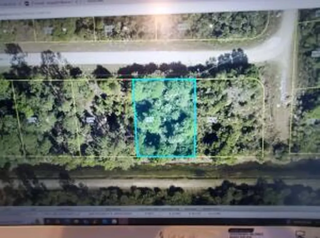 860 Ashland Street Lehigh Acres FL 33974