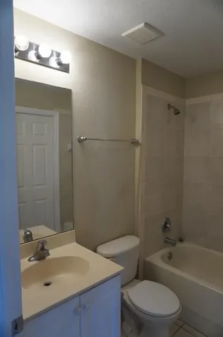 1987 Nassau Drive Riviera Beach FL 33404