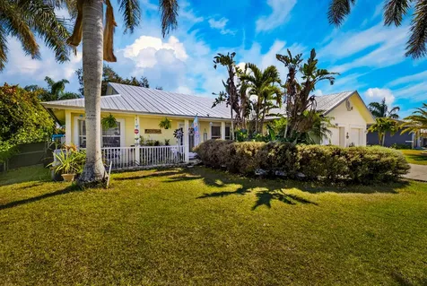 3283 Sw Crumpacker Street Port Saint Lucie FL 34953