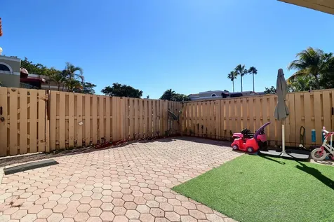 3935 Village Drive Delray Beach FL 33445