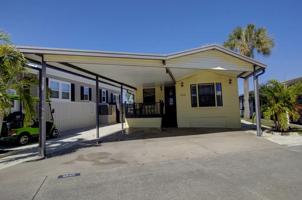 5225 Se 67th Avenue Okeechobee FL 34974