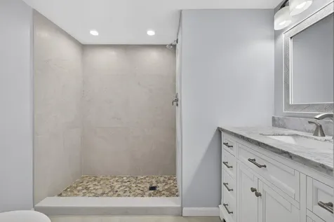 3590 Via Poinciana Lake Worth FL 33467