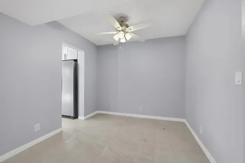 3590 Via Poinciana Lake Worth FL 33467