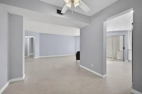3590 Via Poinciana Lake Worth FL 33467