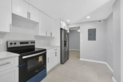3590 Via Poinciana Lake Worth FL 33467