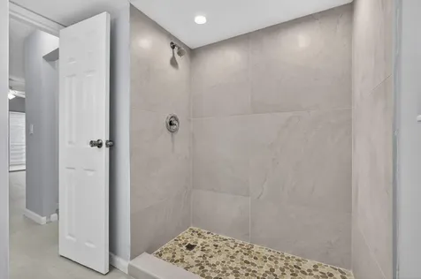 3590 Via Poinciana Lake Worth FL 33467