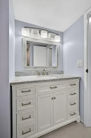 3590 Via Poinciana Lake Worth FL 33467