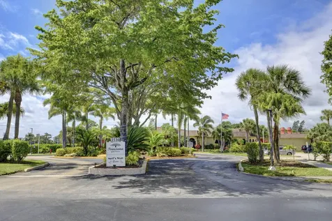 3590 Via Poinciana Lake Worth FL 33467