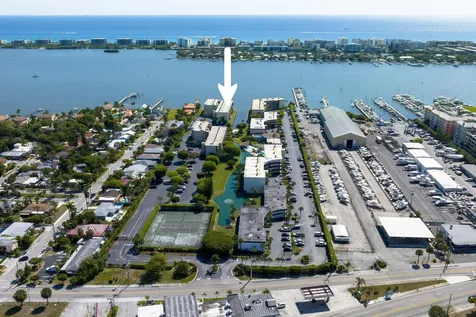 890 N Federal Highway Lantana FL 33462