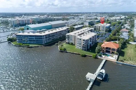 890 N Federal Highway Lantana FL 33462