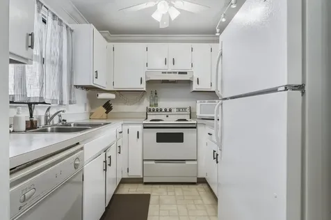 890 N Federal Highway Lantana FL 33462