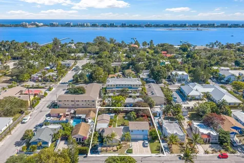 812 S N Street Lake Worth Beach FL 33460