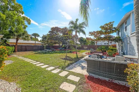 812 S N Street Lake Worth Beach FL 33460