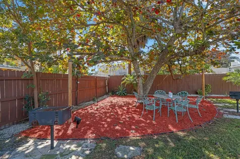 812 S N Street Lake Worth Beach FL 33460