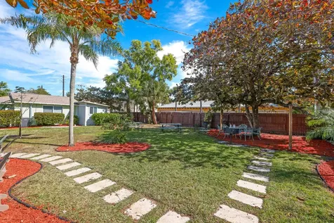 812 S N Street Lake Worth Beach FL 33460
