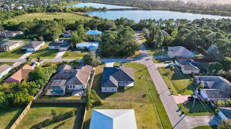 1791 Sw Effland Avenue Port Saint Lucie FL 34953
