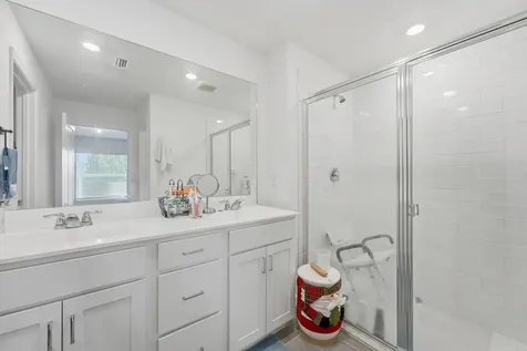 6381 Nw Leafmore Lane Port Saint Lucie FL 34987