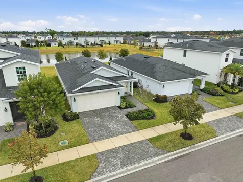 6381 Nw Leafmore Lane Port Saint Lucie FL 34987
