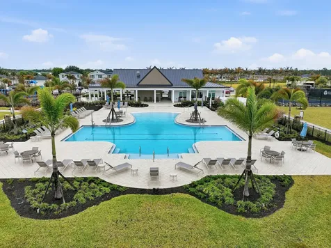 6381 Nw Leafmore Lane Port Saint Lucie FL 34987