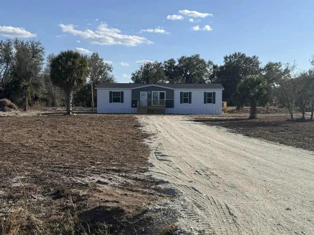 21712 Nw 274th Street Okeechobee FL 34972