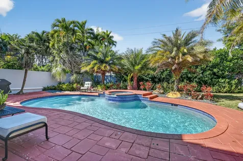9048 Villa Portofino Circle Boca Raton FL 33496
