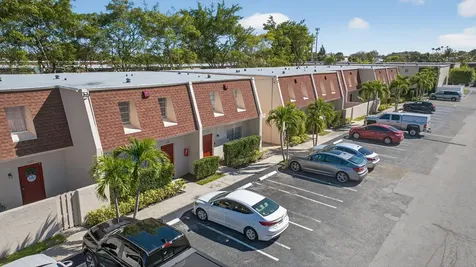 3324 Quail Close Pompano Beach FL 33064