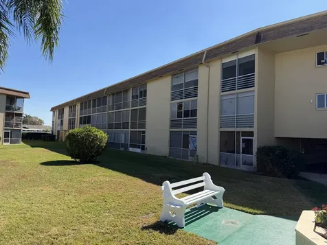 600 Village Green Court Palm Springs FL 33461