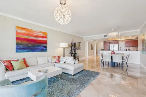 2650 Lake Shore Drive Riviera Beach FL 33404