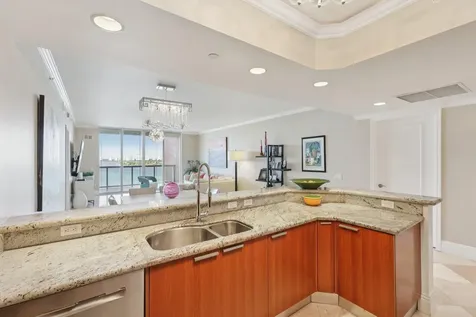 2650 Lake Shore Drive Riviera Beach FL 33404
