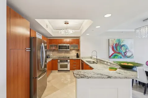 2650 Lake Shore Drive Riviera Beach FL 33404