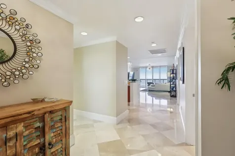 2650 Lake Shore Drive Riviera Beach FL 33404