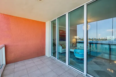 2650 Lake Shore Drive Riviera Beach FL 33404